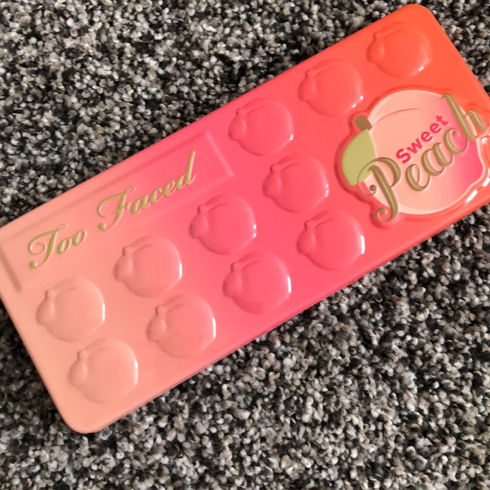 Too Faced Sweet Peach Palette